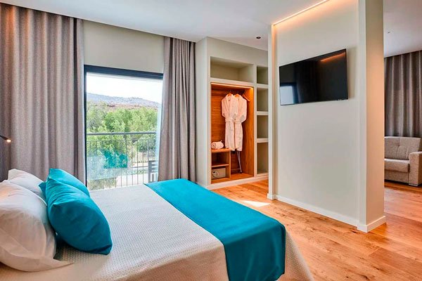 Inmobiliaria y turismo